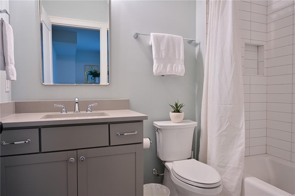 801 Adair Avenue Ne - Photo 46