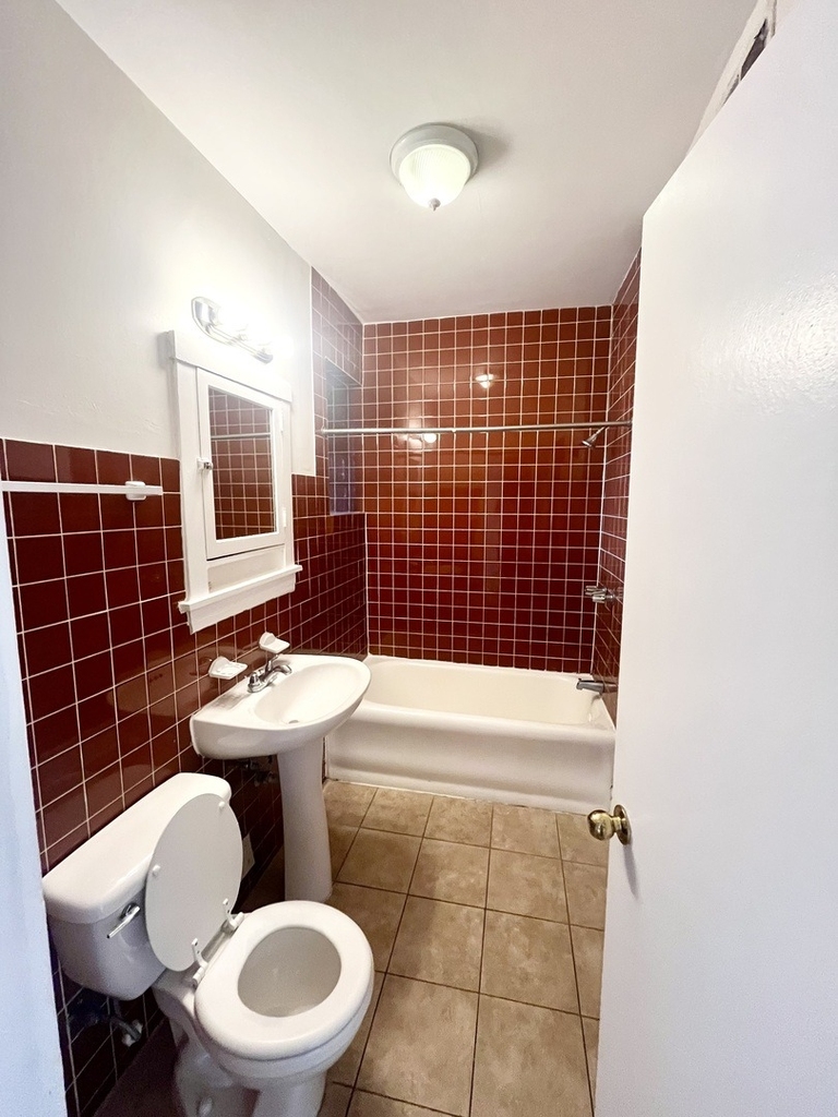 5042 W 21st Place - Photo 7