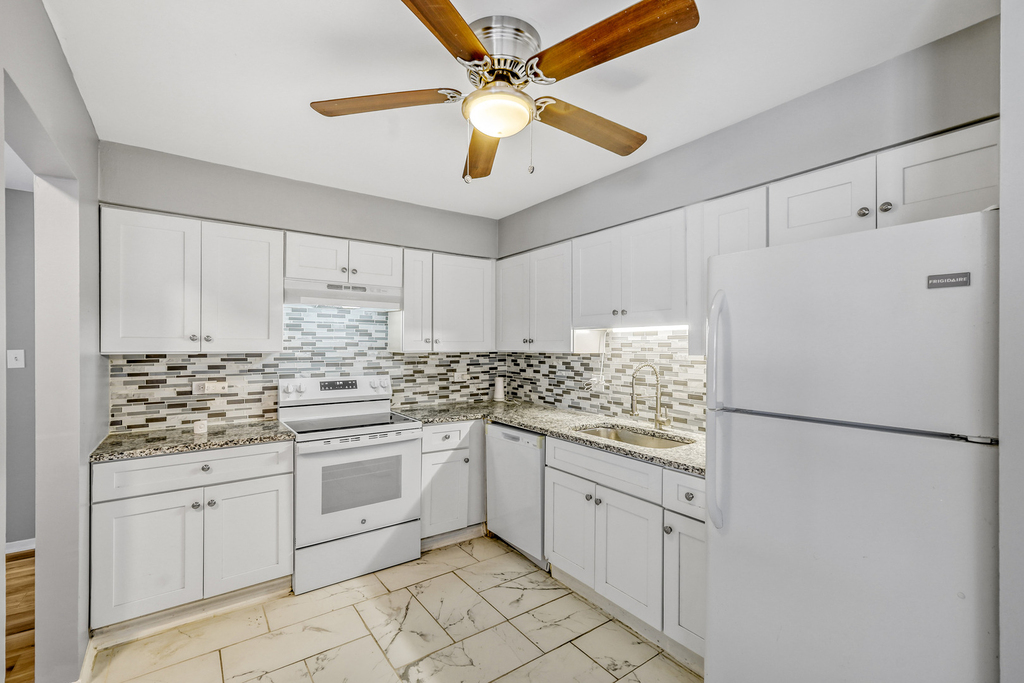 147 W Elk Trail - Photo 9