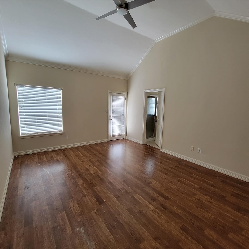 16020 Fountainview Drive - Photo 9
