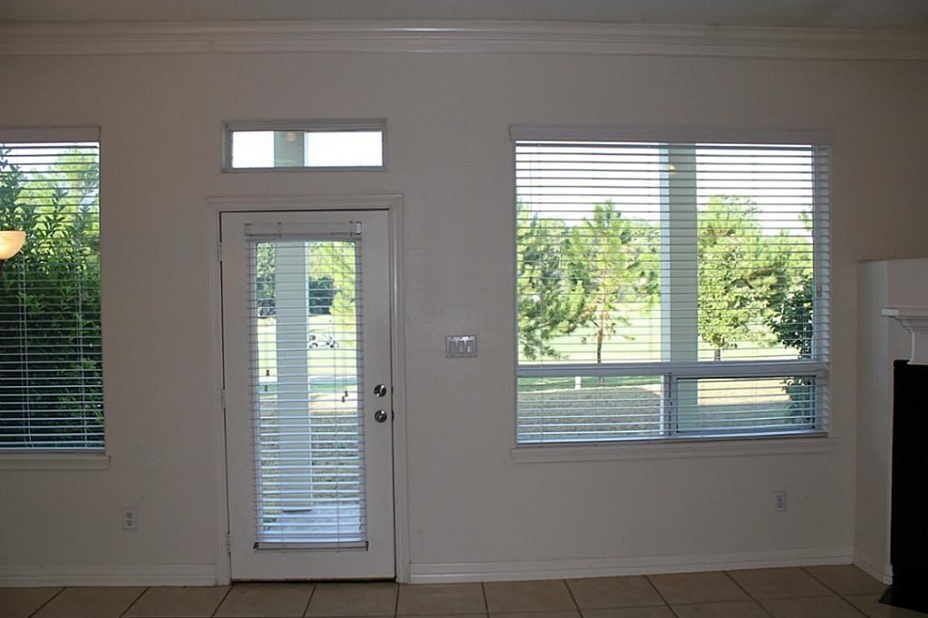 16020 Fountainview Drive - Photo 8