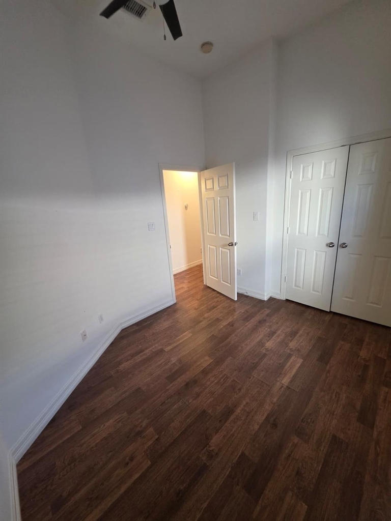 16020 Fountainview Drive - Photo 14