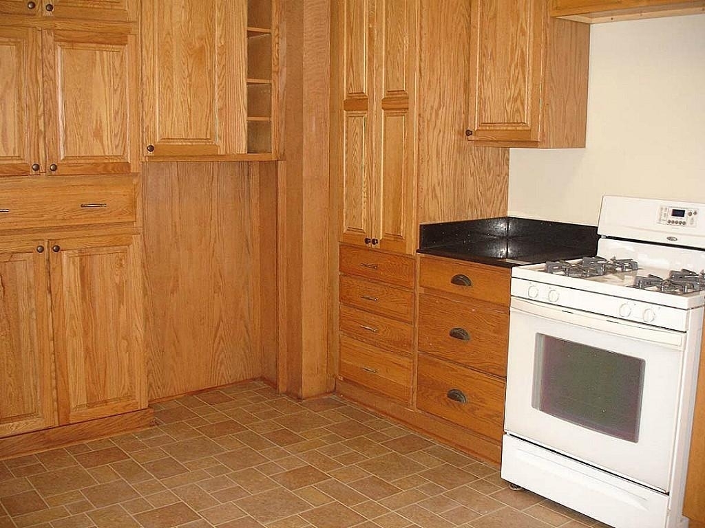 315 W 21st Street - Photo 8