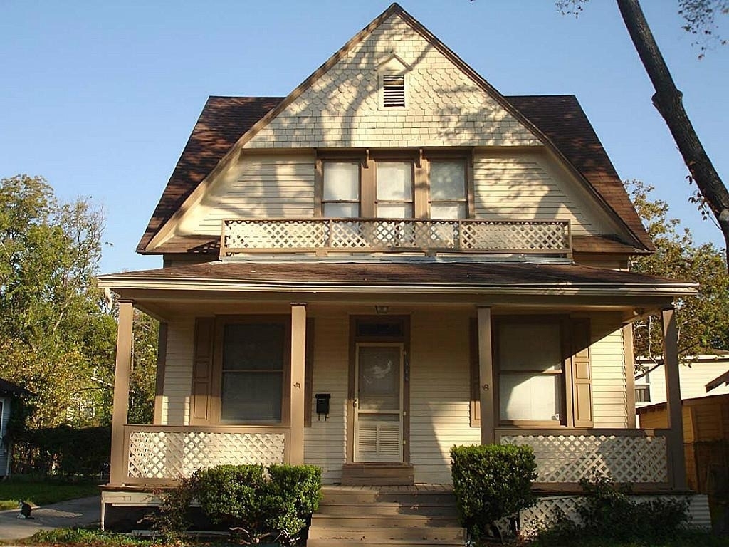 315 W 21st Street - Photo 0