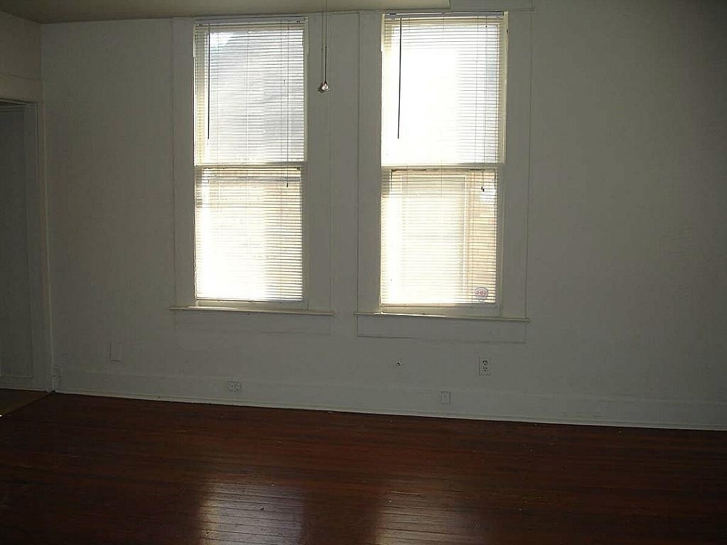 315 W 21st Street - Photo 4
