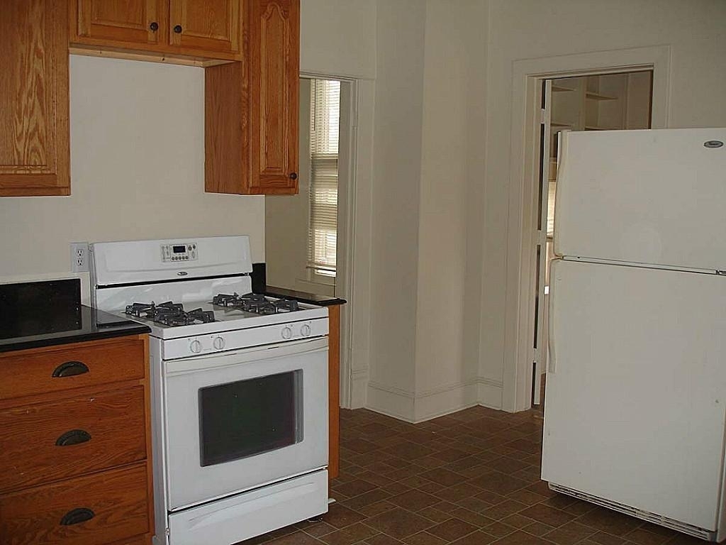 315 W 21st Street - Photo 9