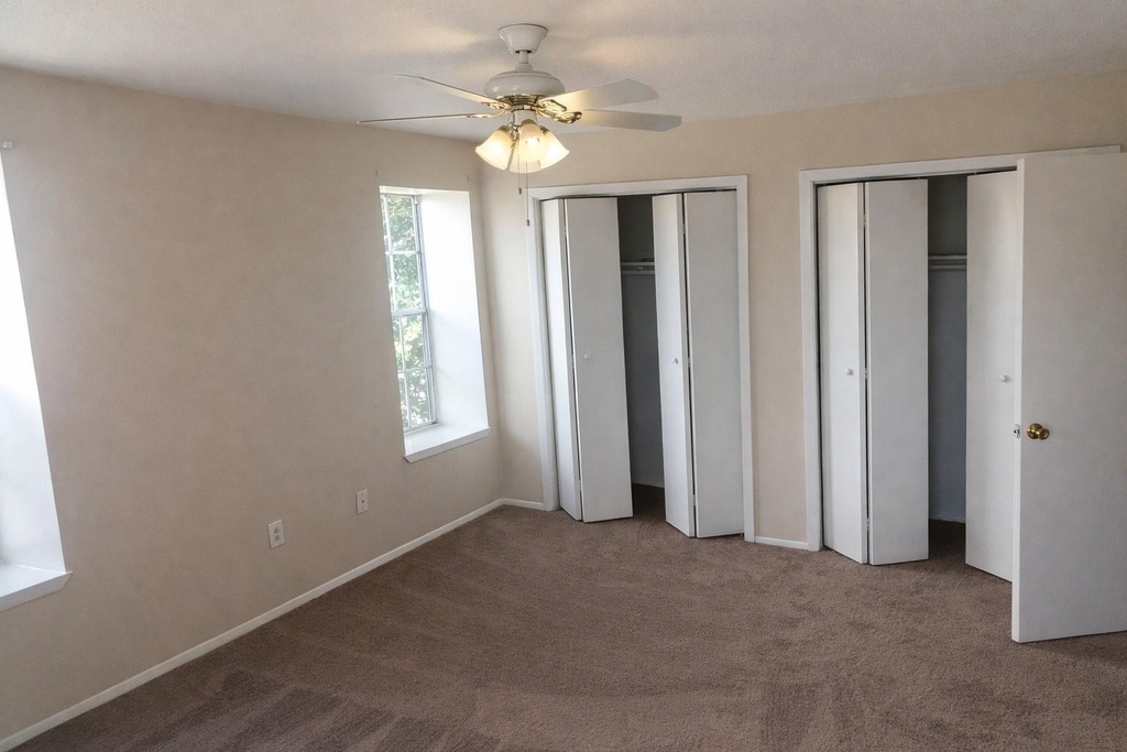217 Church St - Photo 4