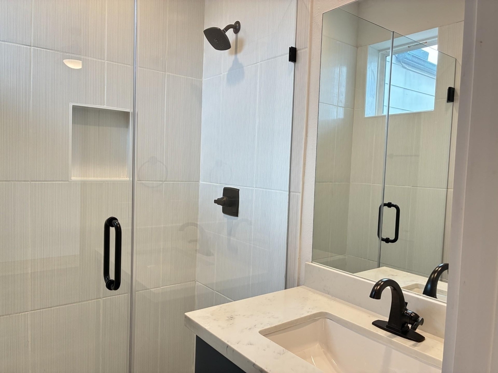 1535 W 24th Street - Photo 18