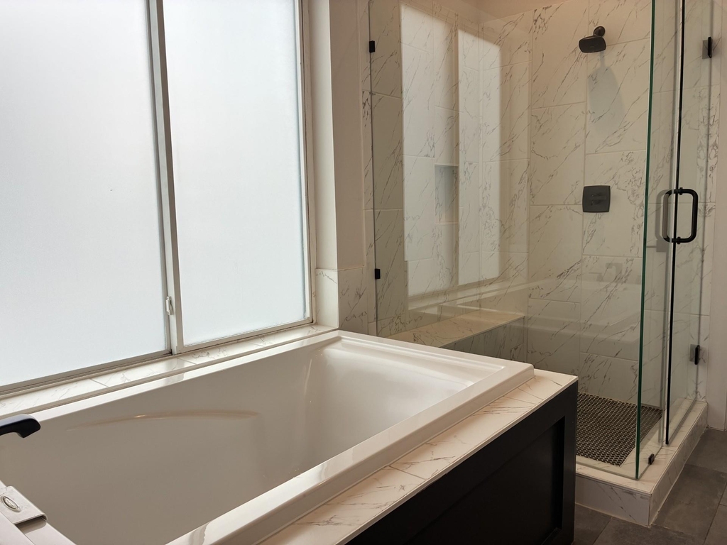 1535 W 24th Street - Photo 24