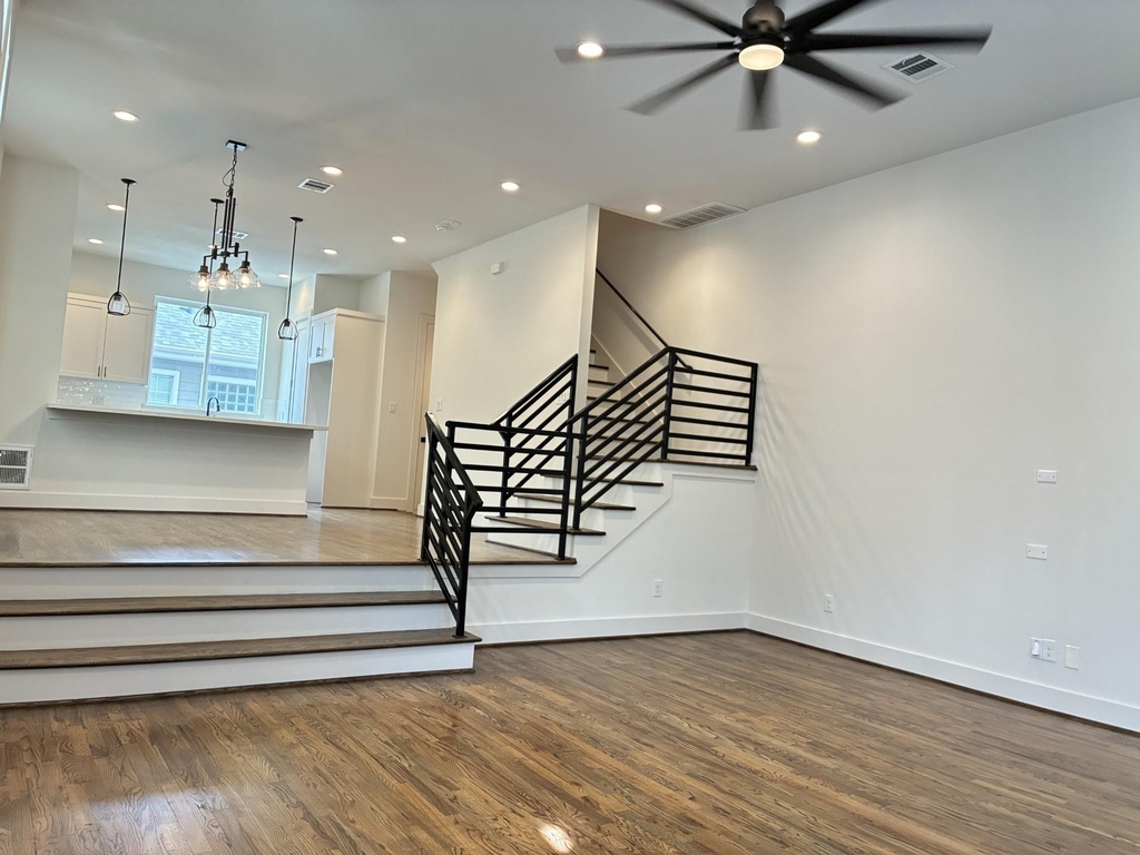 1535 W 24th Street - Photo 15