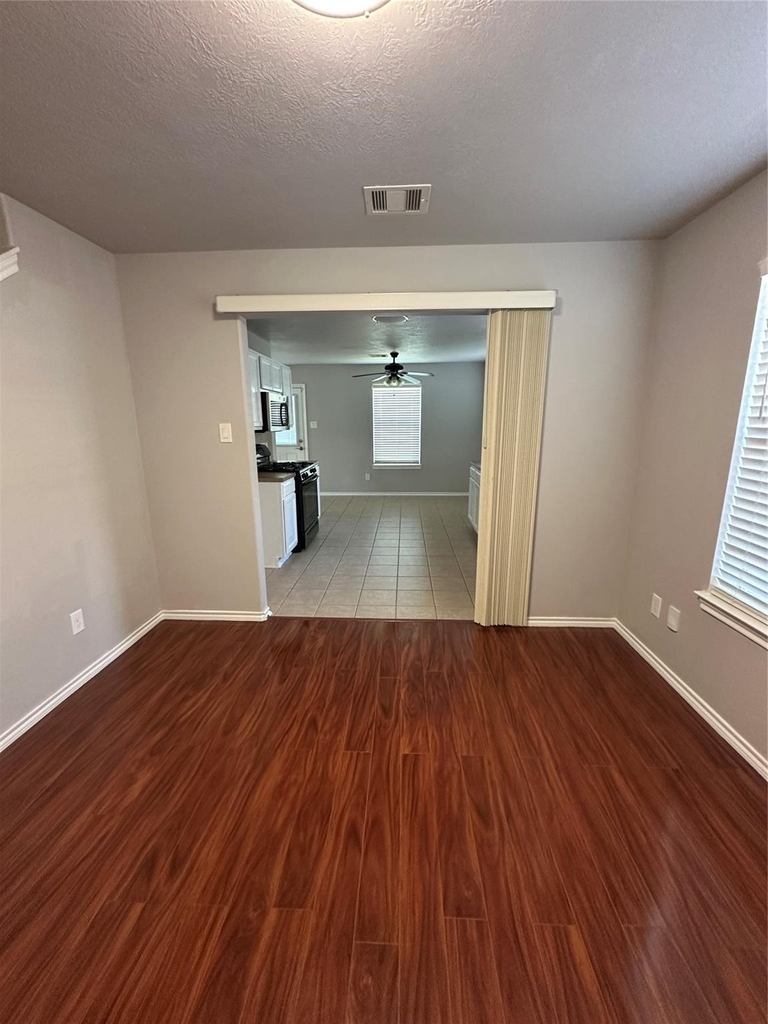 11010 View Pointe Lane - Photo 17