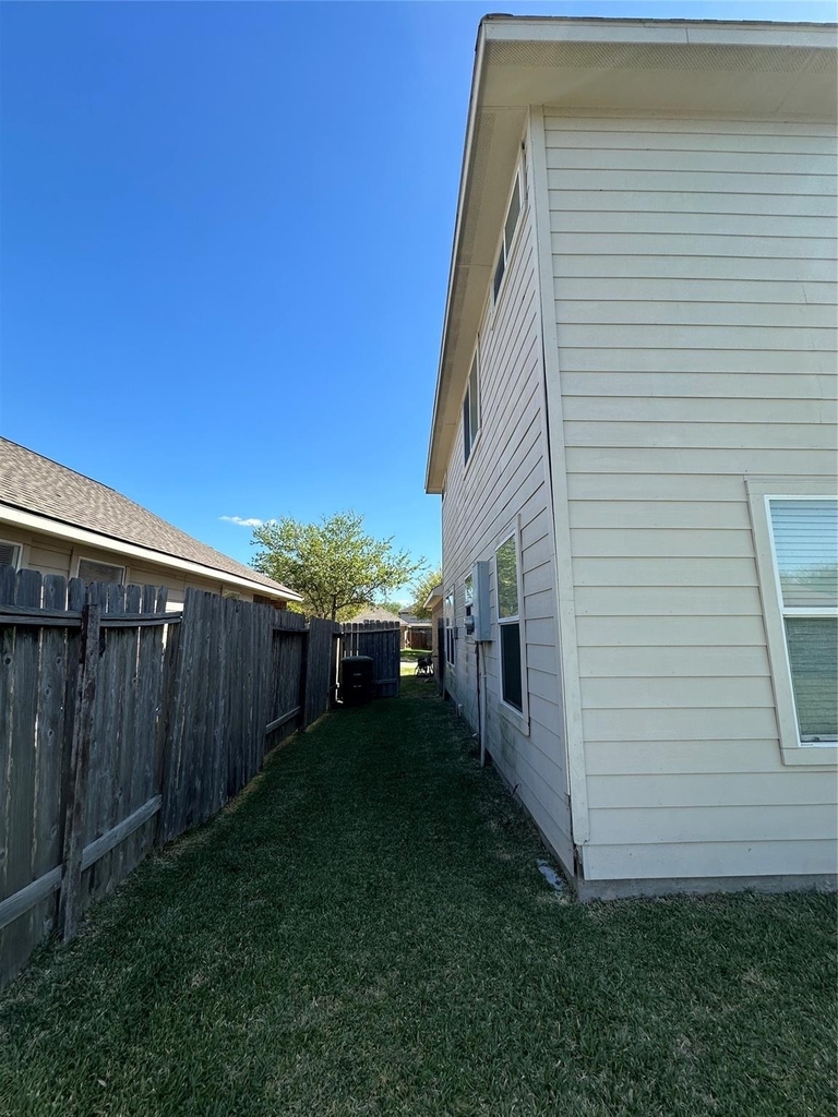 11010 View Pointe Lane - Photo 20