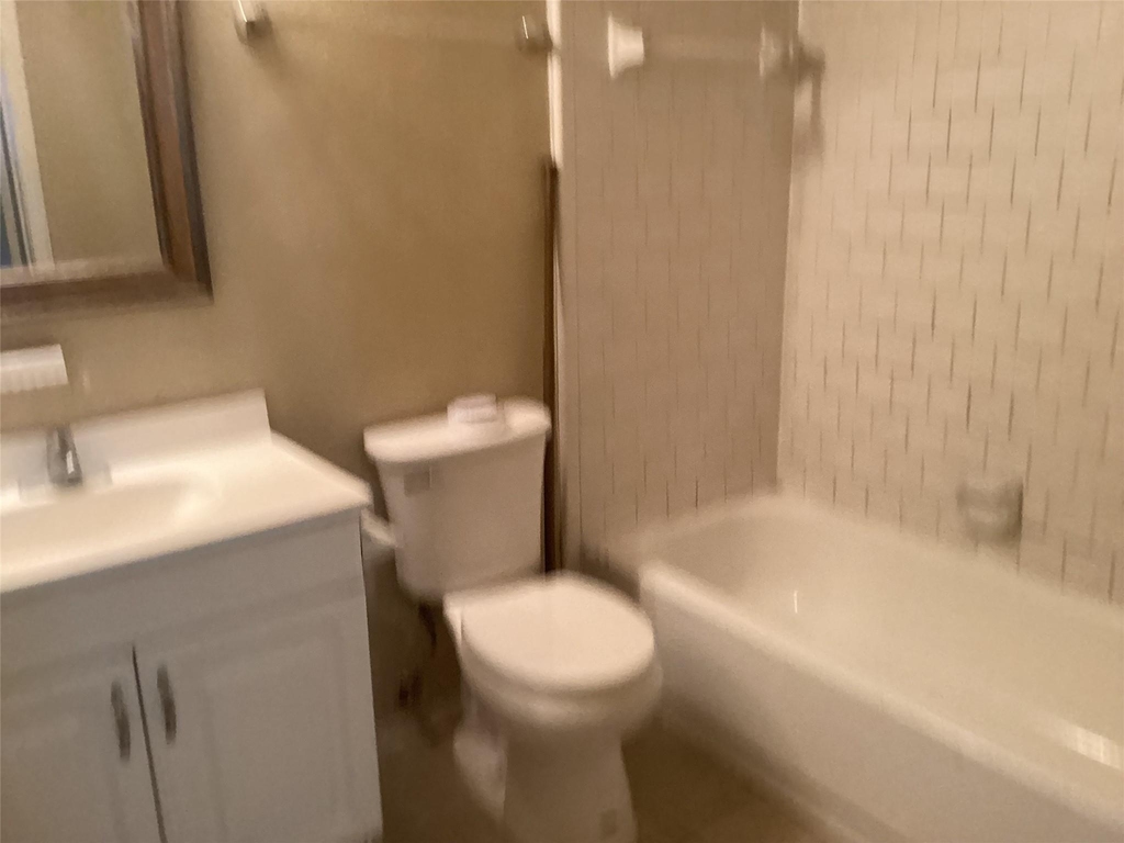 15831 Bazelbriar Lane - Photo 44