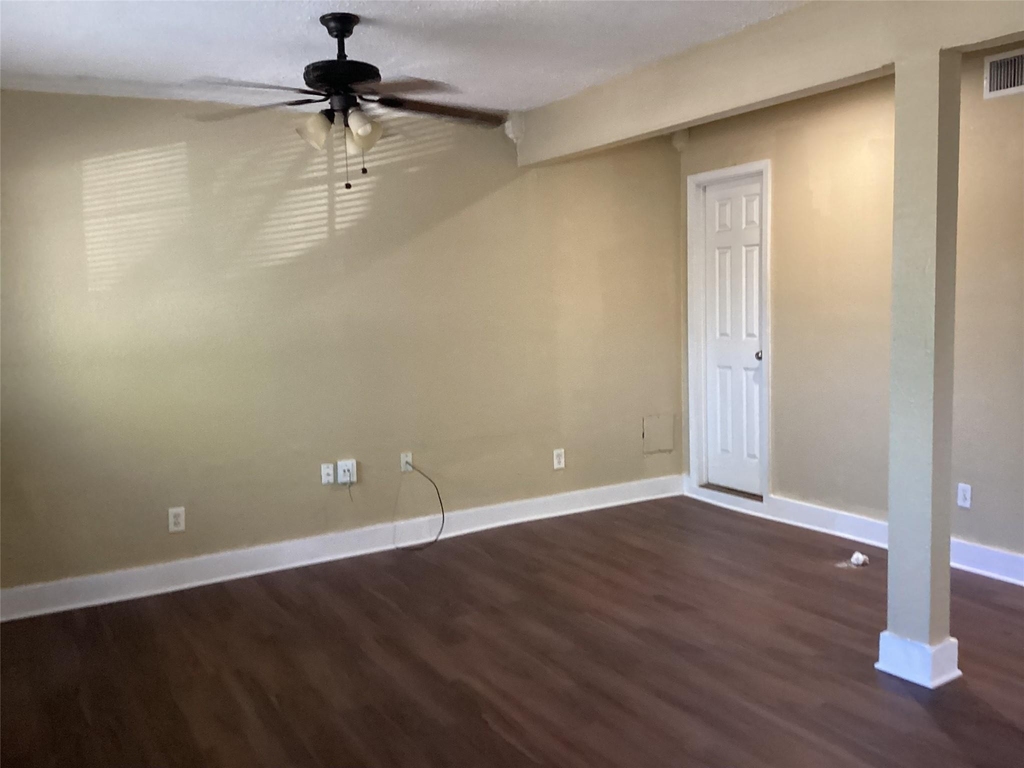 15831 Bazelbriar Lane - Photo 27