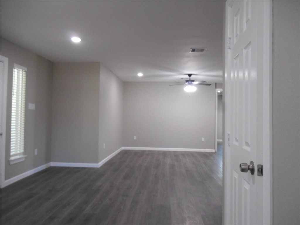 1547 Greenfield Road - Photo 1