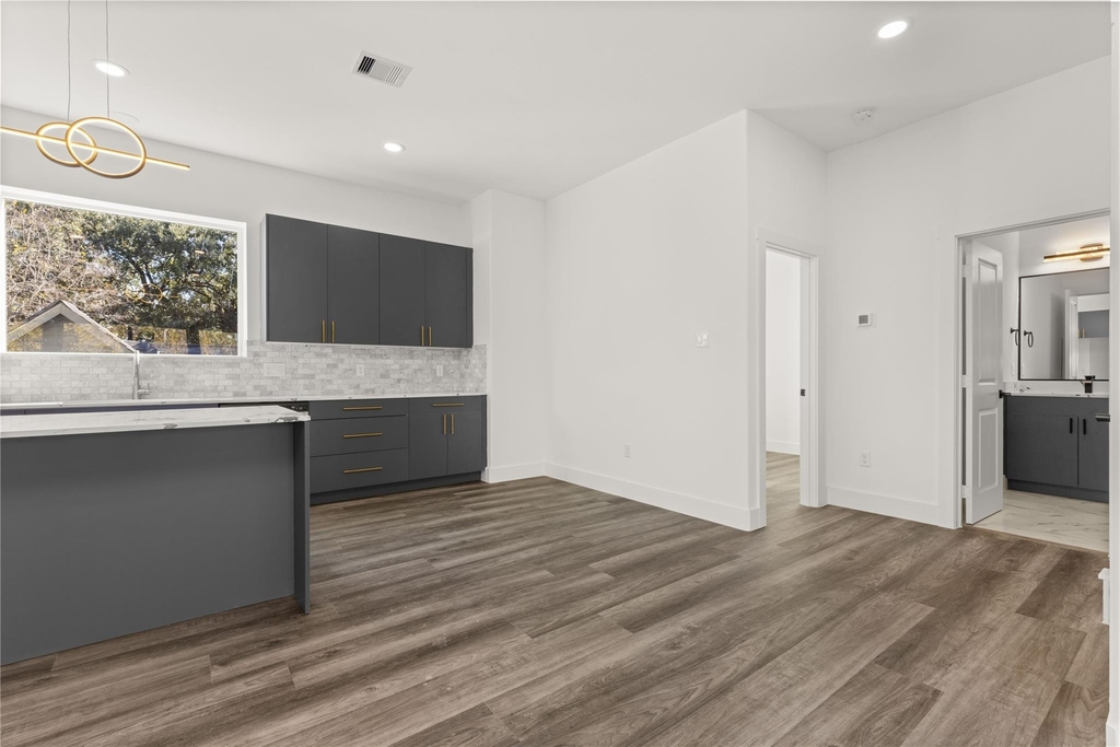 2707 Dennis Street - Photo 20