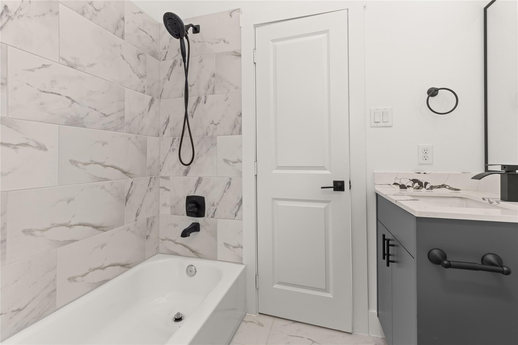 2707 Dennis Street - Photo 39