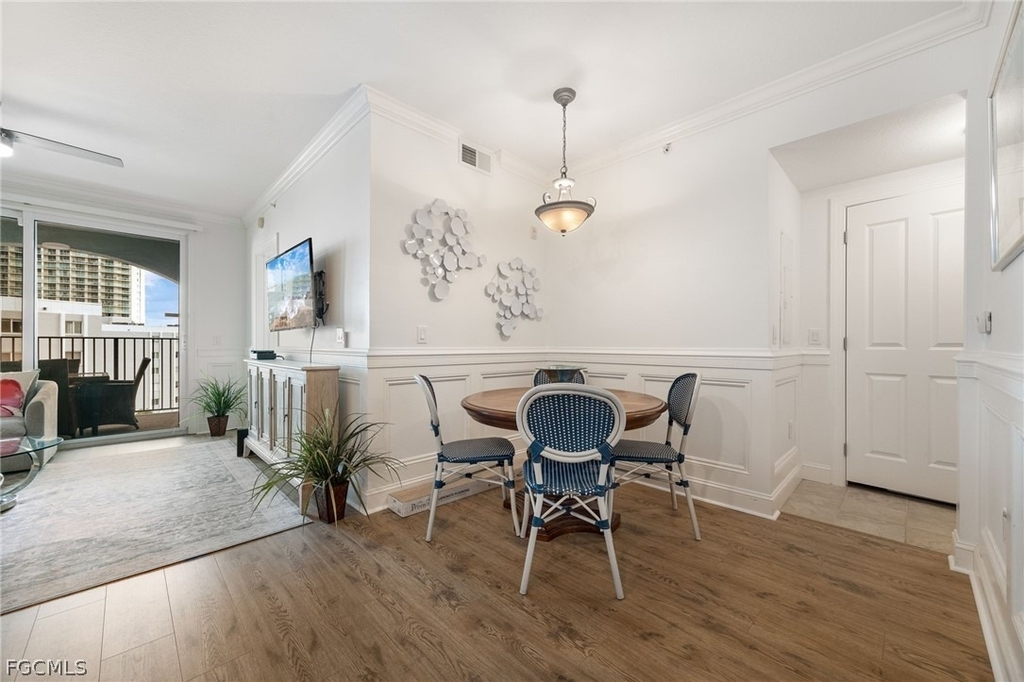 2825 Palm Beach Boulevard - Photo 11