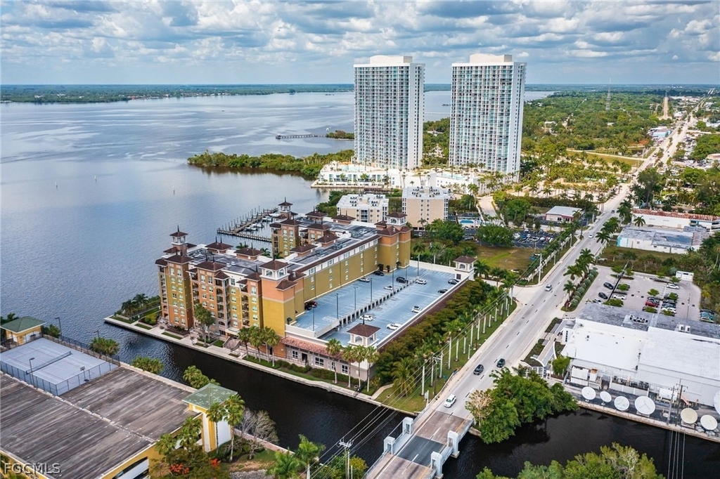 2825 Palm Beach Boulevard - Photo 36