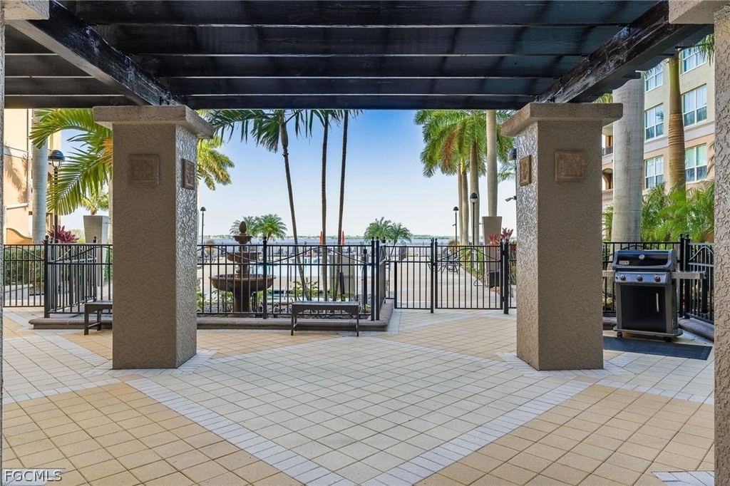 2825 Palm Beach Boulevard - Photo 39