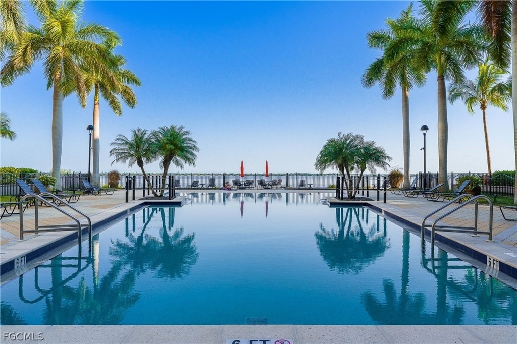 2825 Palm Beach Boulevard - Photo 43
