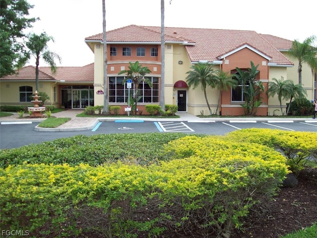 6330 Aragon Way - Photo 1