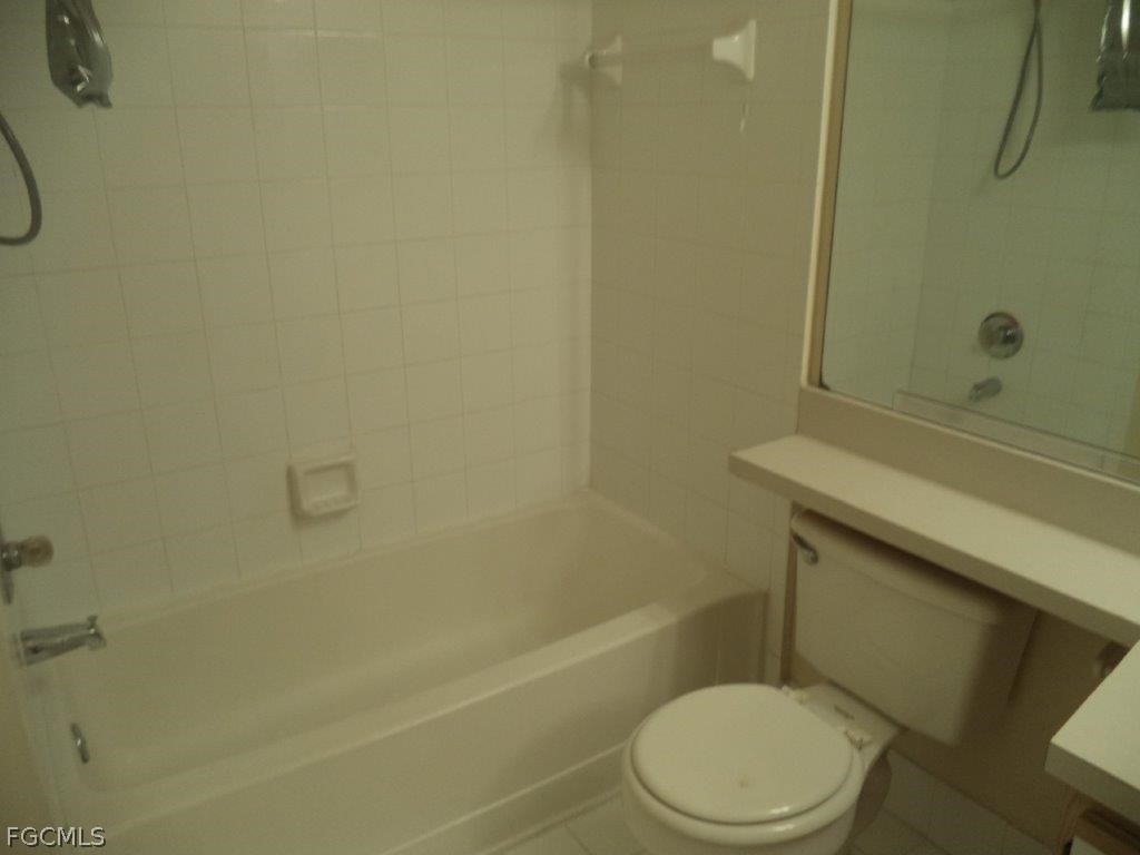 6330 Aragon Way - Photo 5