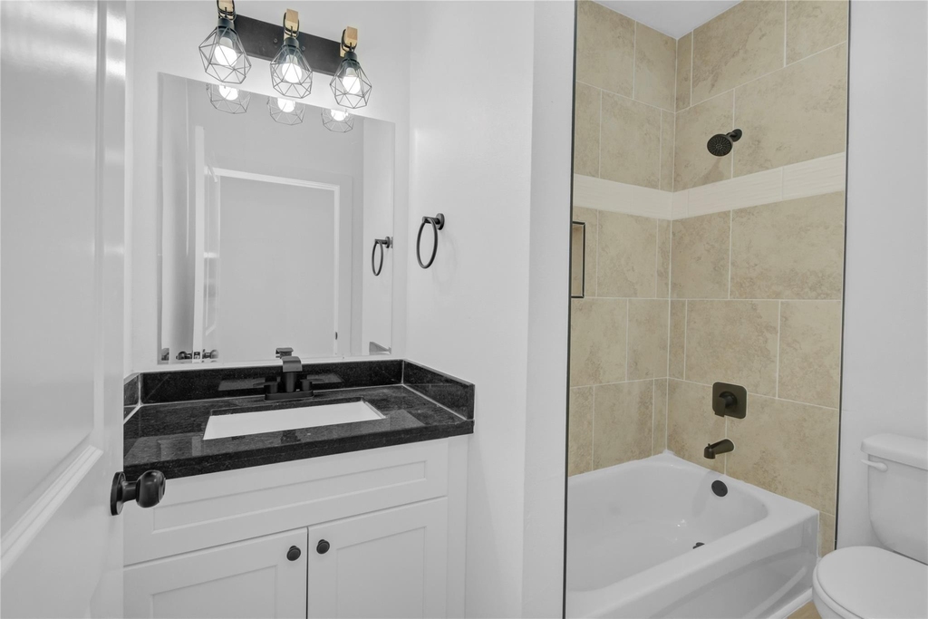 8410 Sunnyhill Street - Photo 14