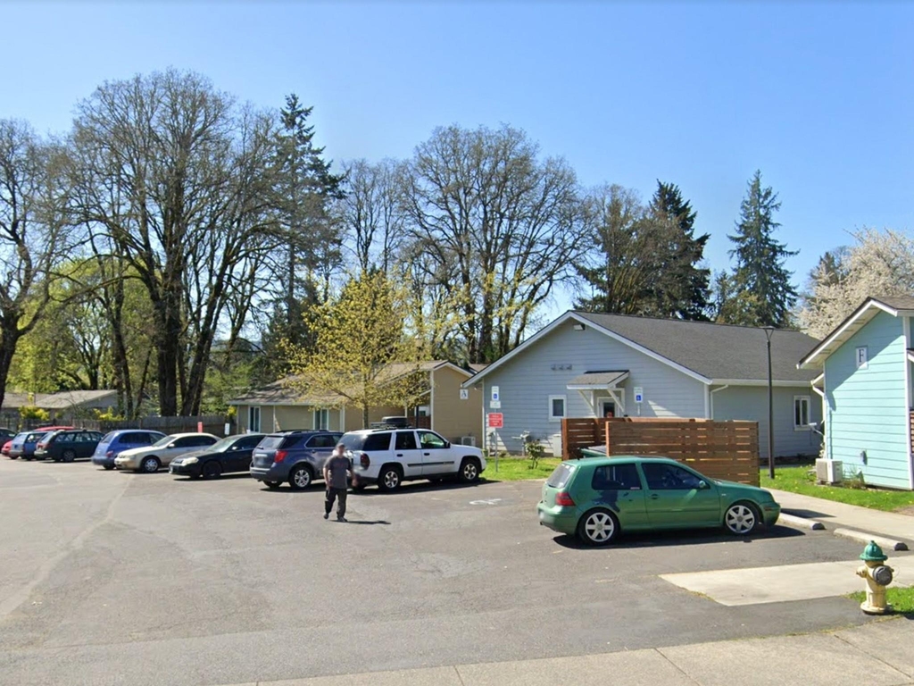 33878 E Columbia Ave - Photo 2