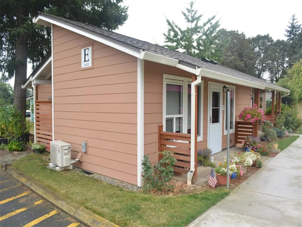 33878 E Columbia Ave - Photo 5