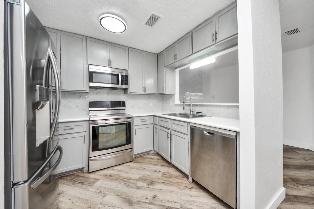 11627 Bowlan Lane - Photo 4