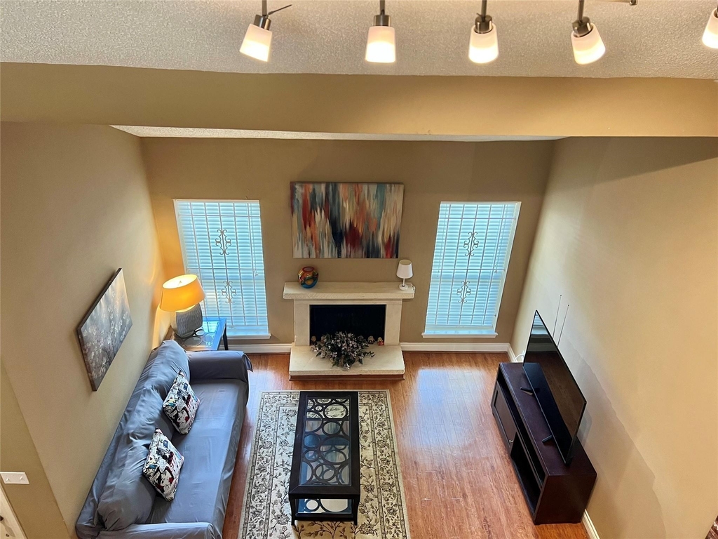 1962 Augusta Drive - Photo 2