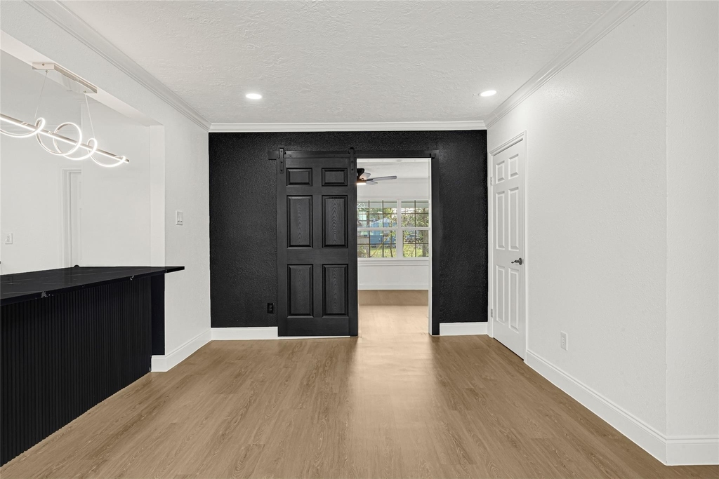 513 Main Street - Photo 11