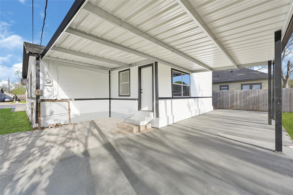 513 Main Street - Photo 5