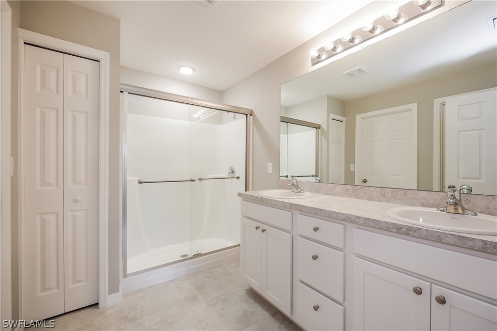 2910 57th Street W - Photo 11
