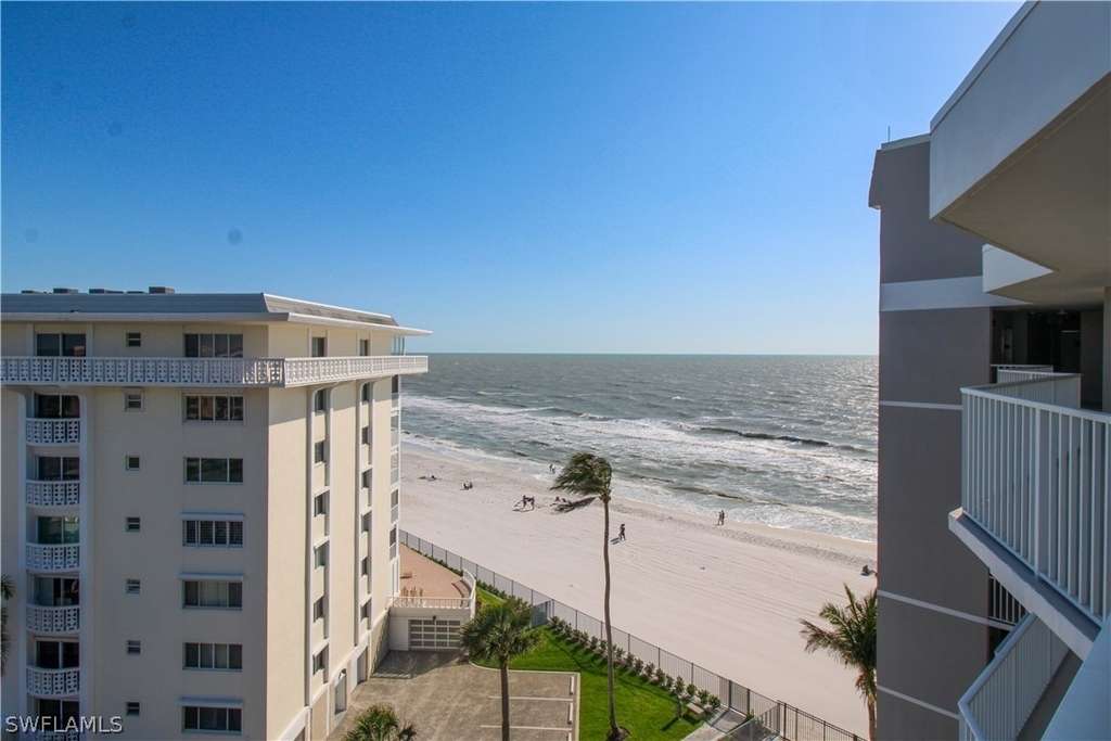 3443 Gulf Shore Boulevard N - Photo 37