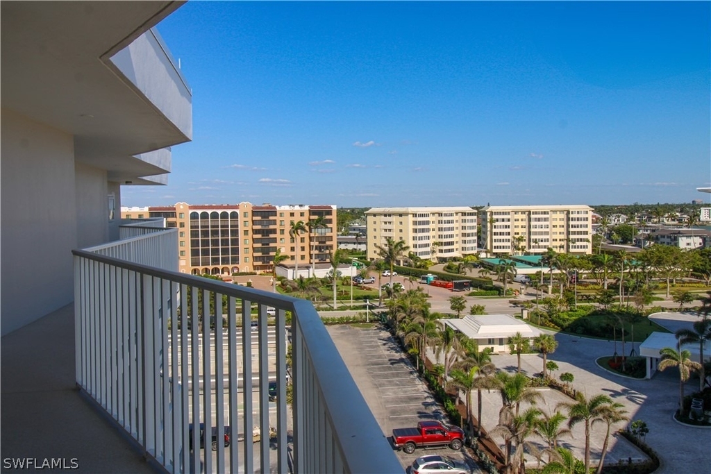 3443 Gulf Shore Boulevard N - Photo 38
