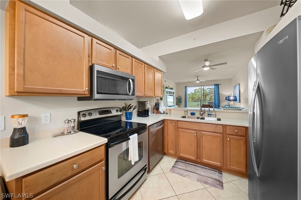 10337 Heritage Bay Boulevard - Photo 7