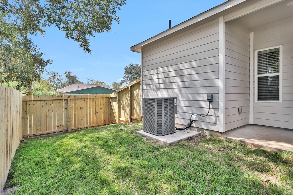496b Golden Street - Photo 19