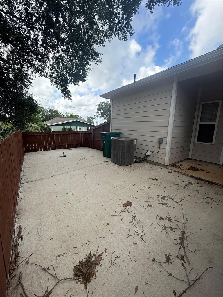 496b Golden Street - Photo 19