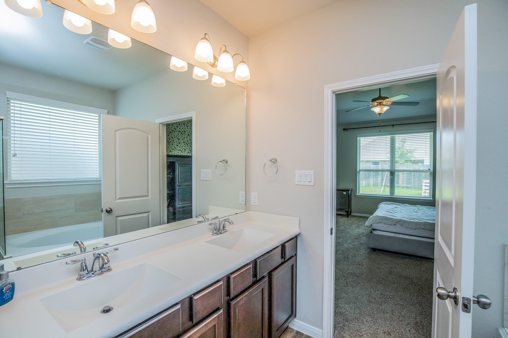 14358 Whitetop Peak Court - Photo 13