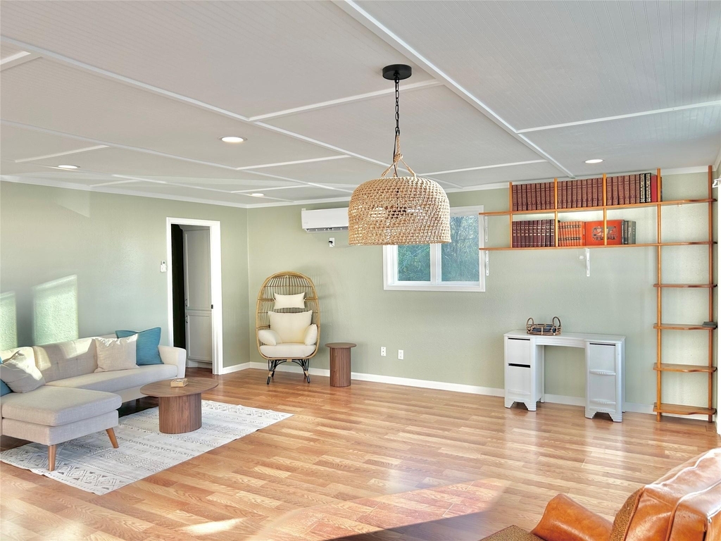 927 27th Street - Photo 4
