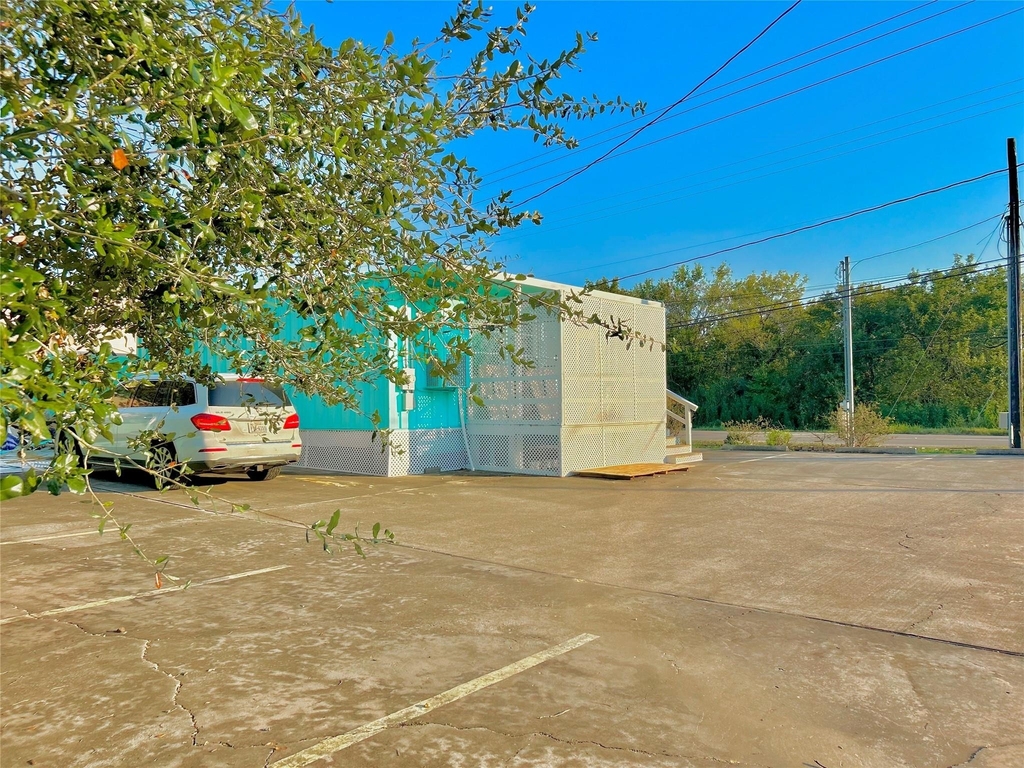 927 27th Street - Photo 11