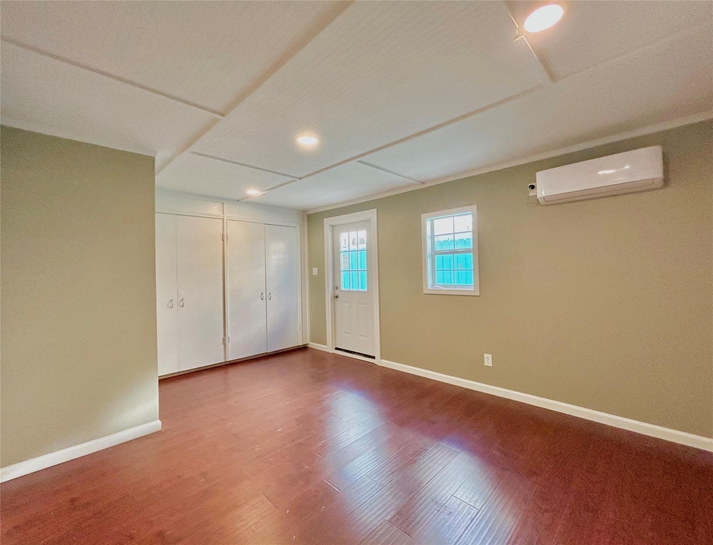 927 27th Street - Photo 23