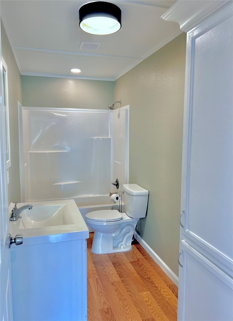 927 27th Street - Photo 15