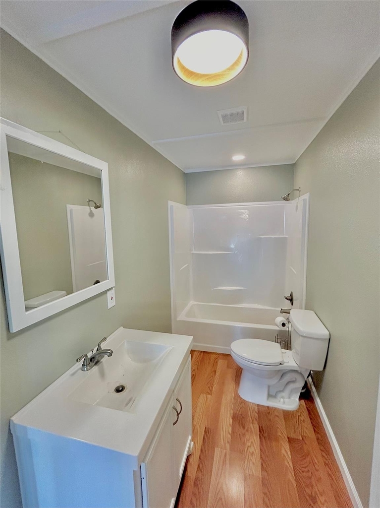 927 27th Street - Photo 16
