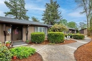 2545 Columbia Blvd - Photo 2