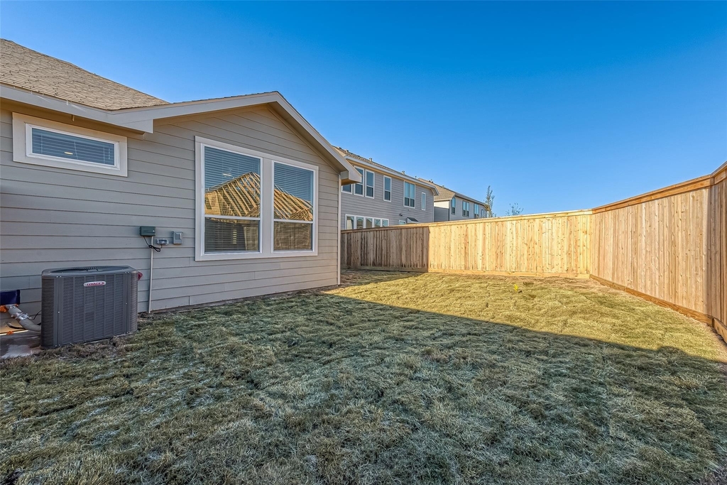 12958 Rio Mariano Lane - Photo 18