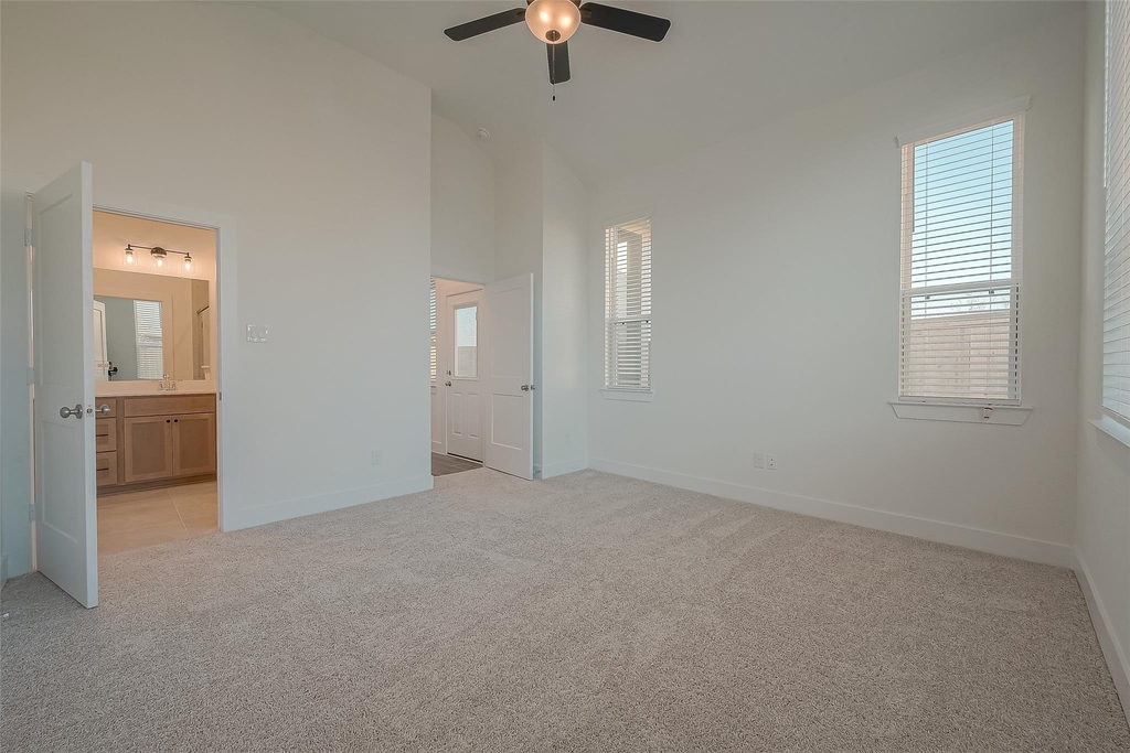 12958 Rio Mariano Lane - Photo 4
