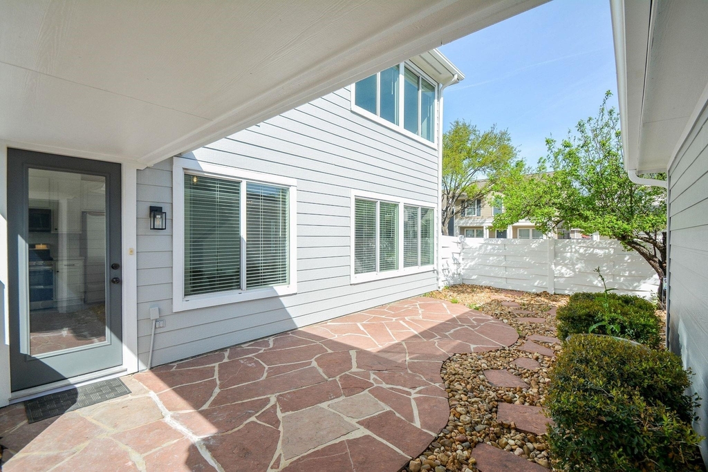 9939 Farrell Drive - Photo 19